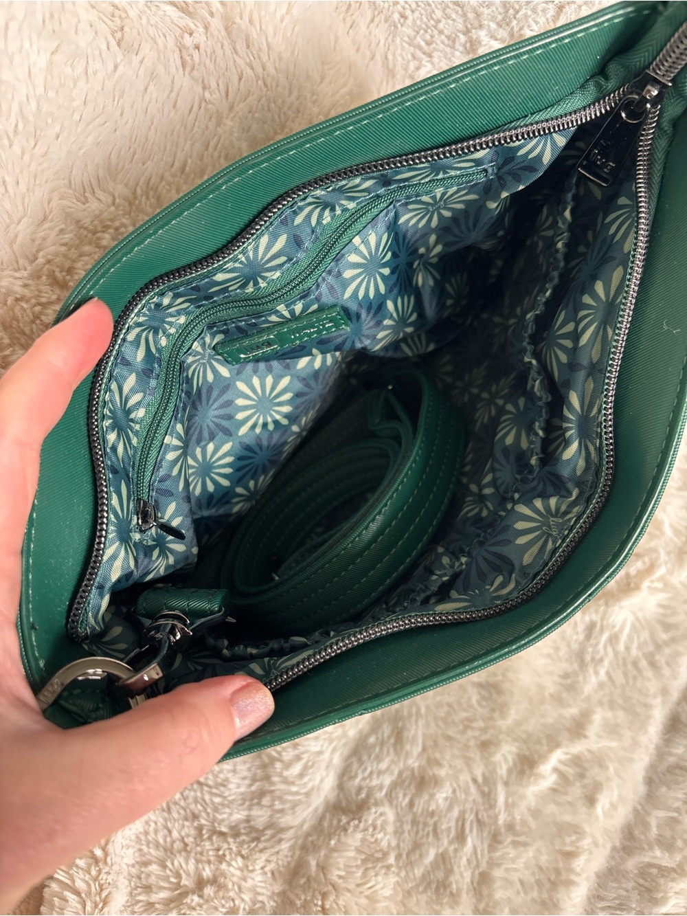 EUC Lug Waltz Satin Luxe VL Crossbody Bag, Wickedly Green - Picture 4 of 6
